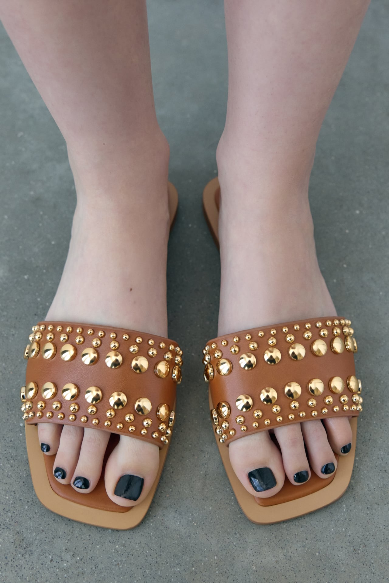 Studded Slider Sandals Imperfecto