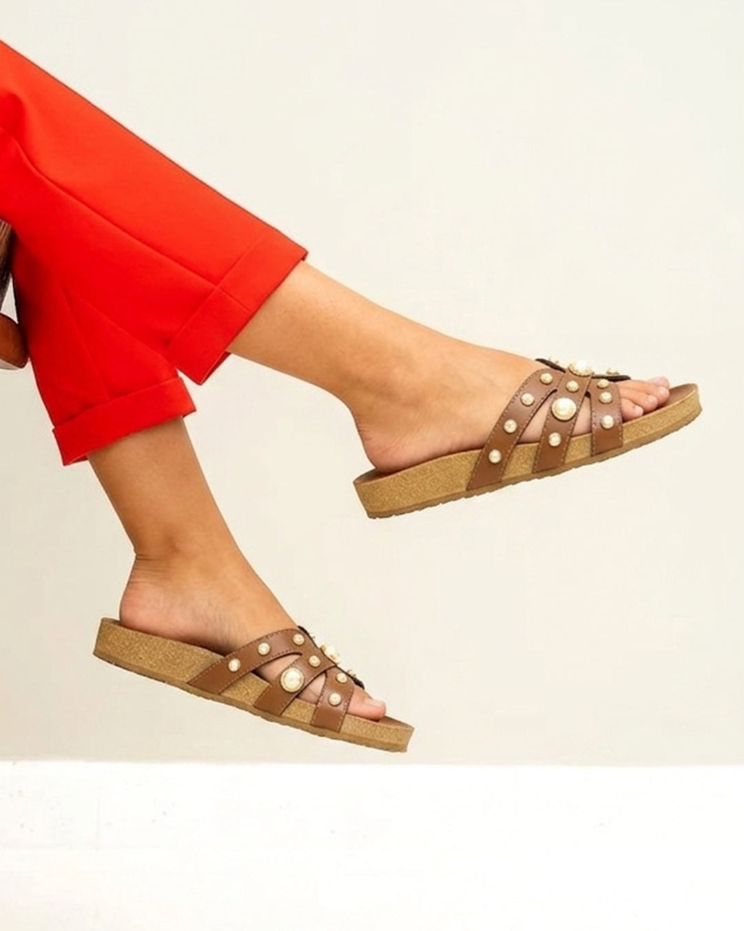 Pearl Slider Tan Swifty