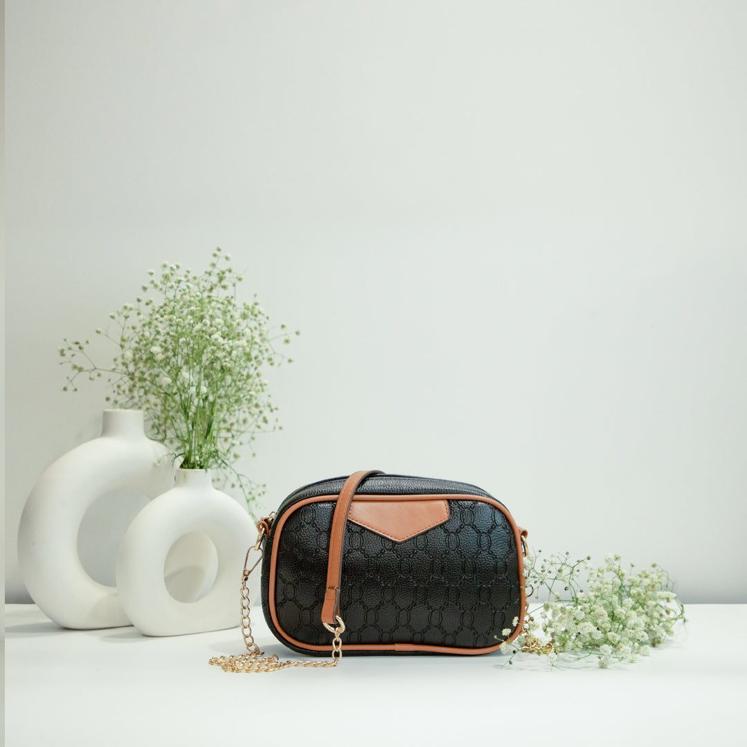 Everyday Shoulder Bag - Black