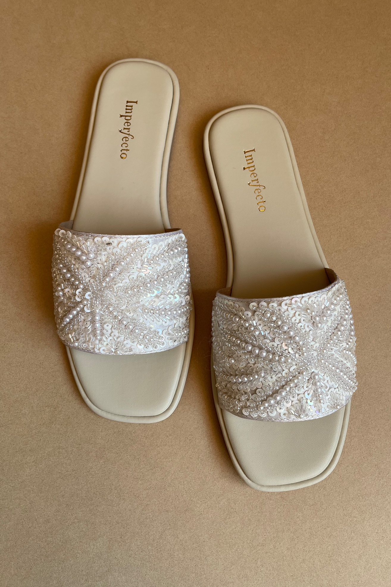 Ivory Dust Embroidery Sandals