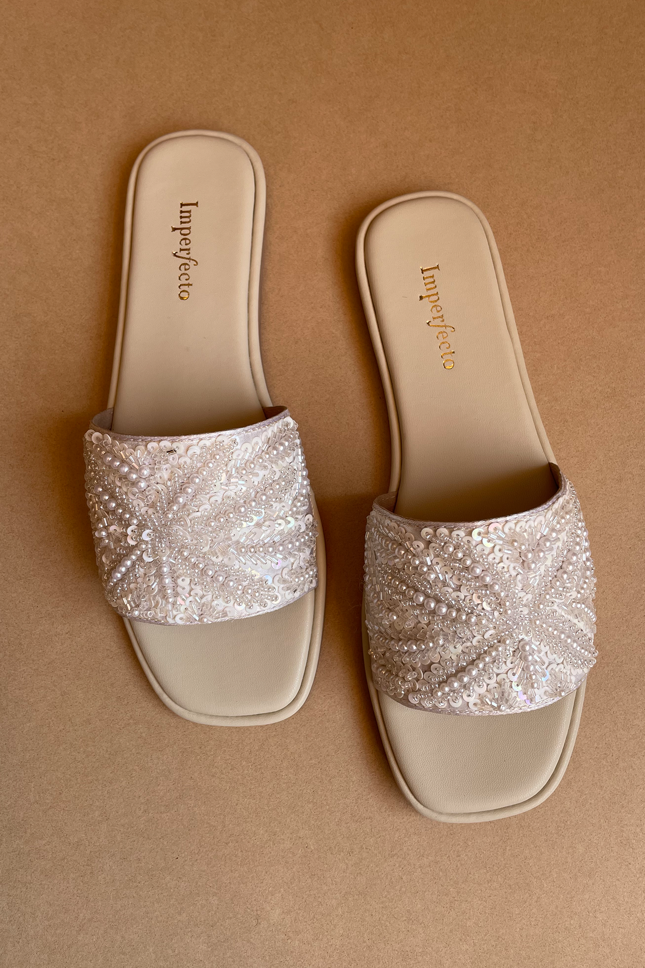 Ivory Dust Embroidery Sandals