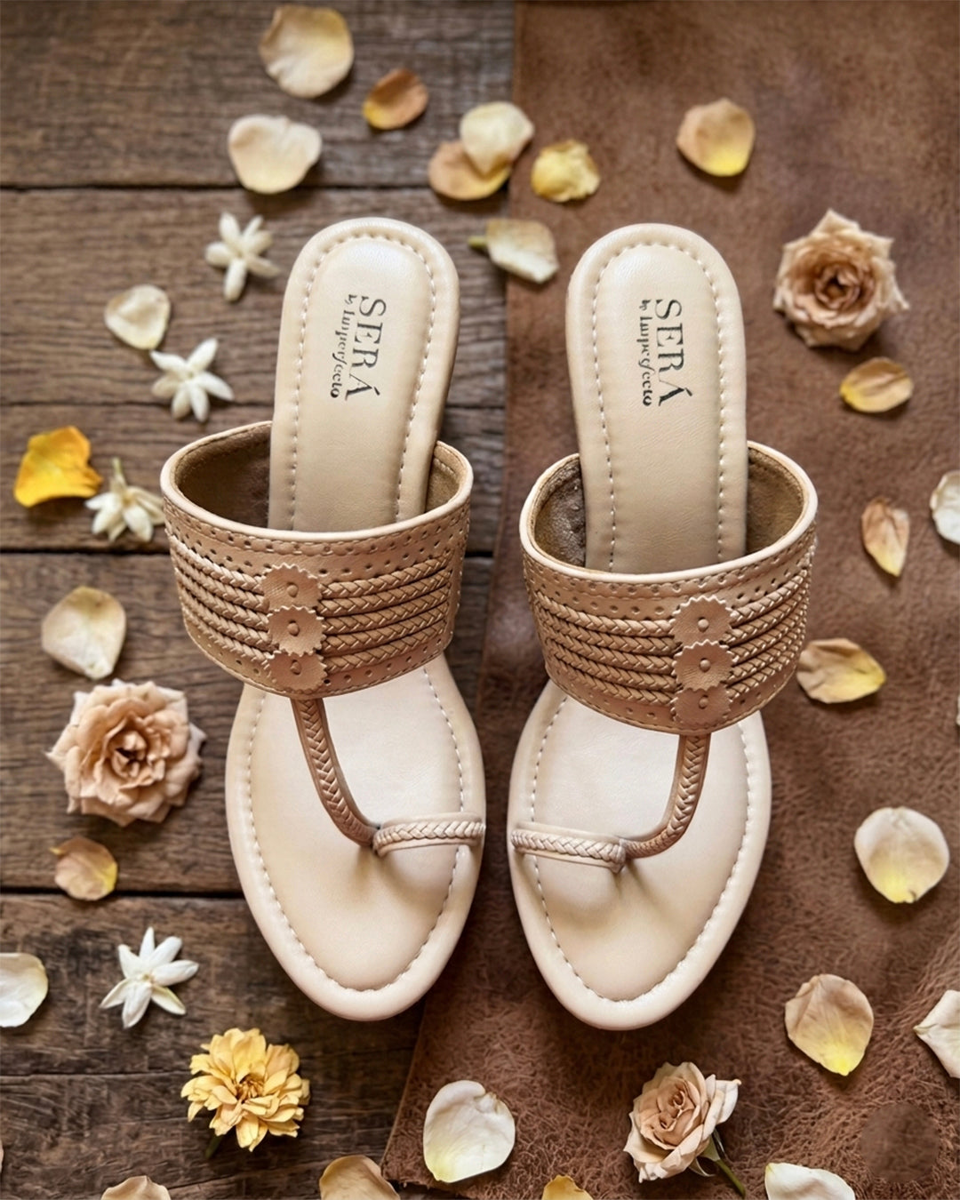 Kolhapuri Wedge - Ivory