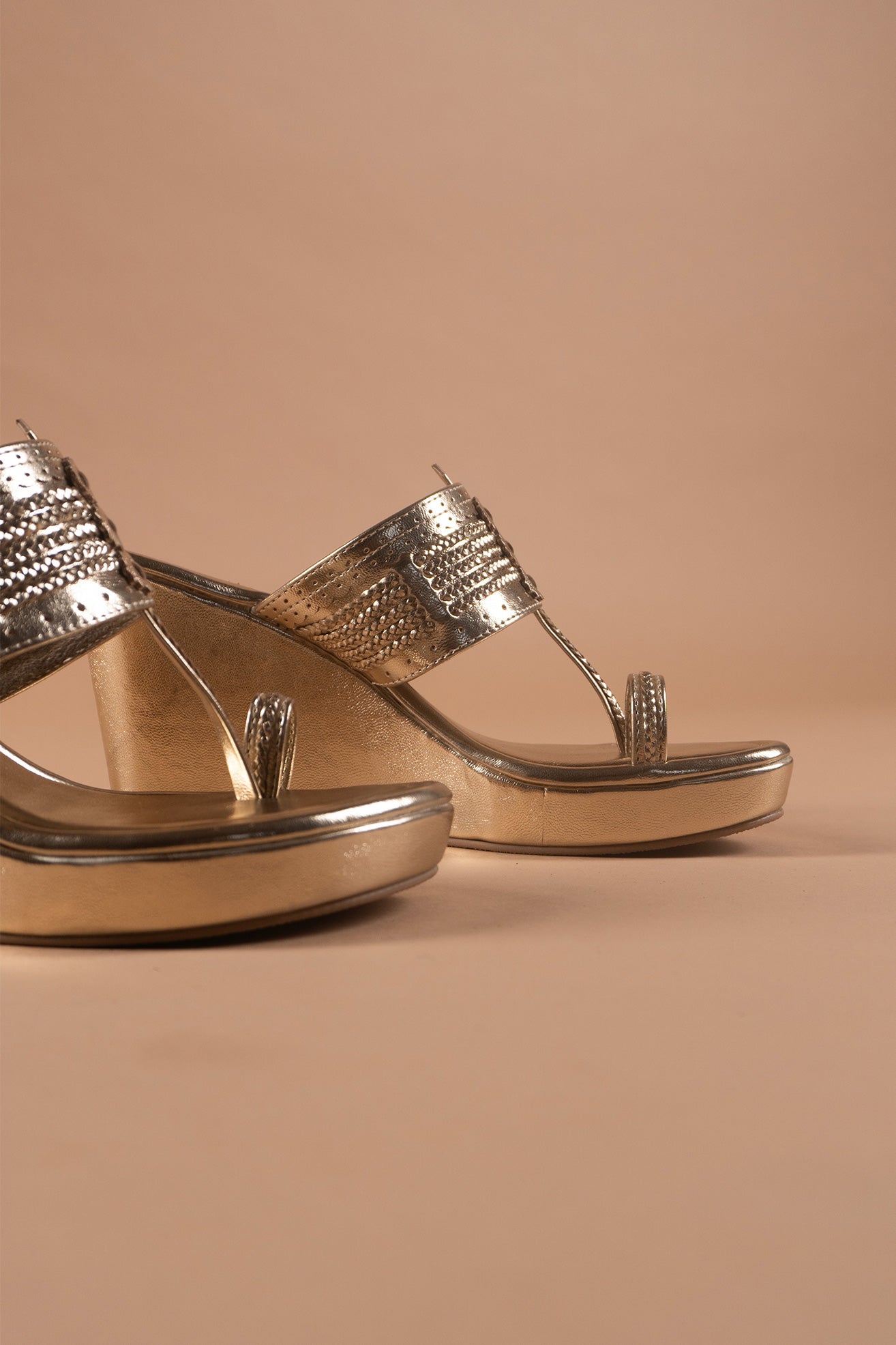 Champagne Gold Kolhapuri Wedge