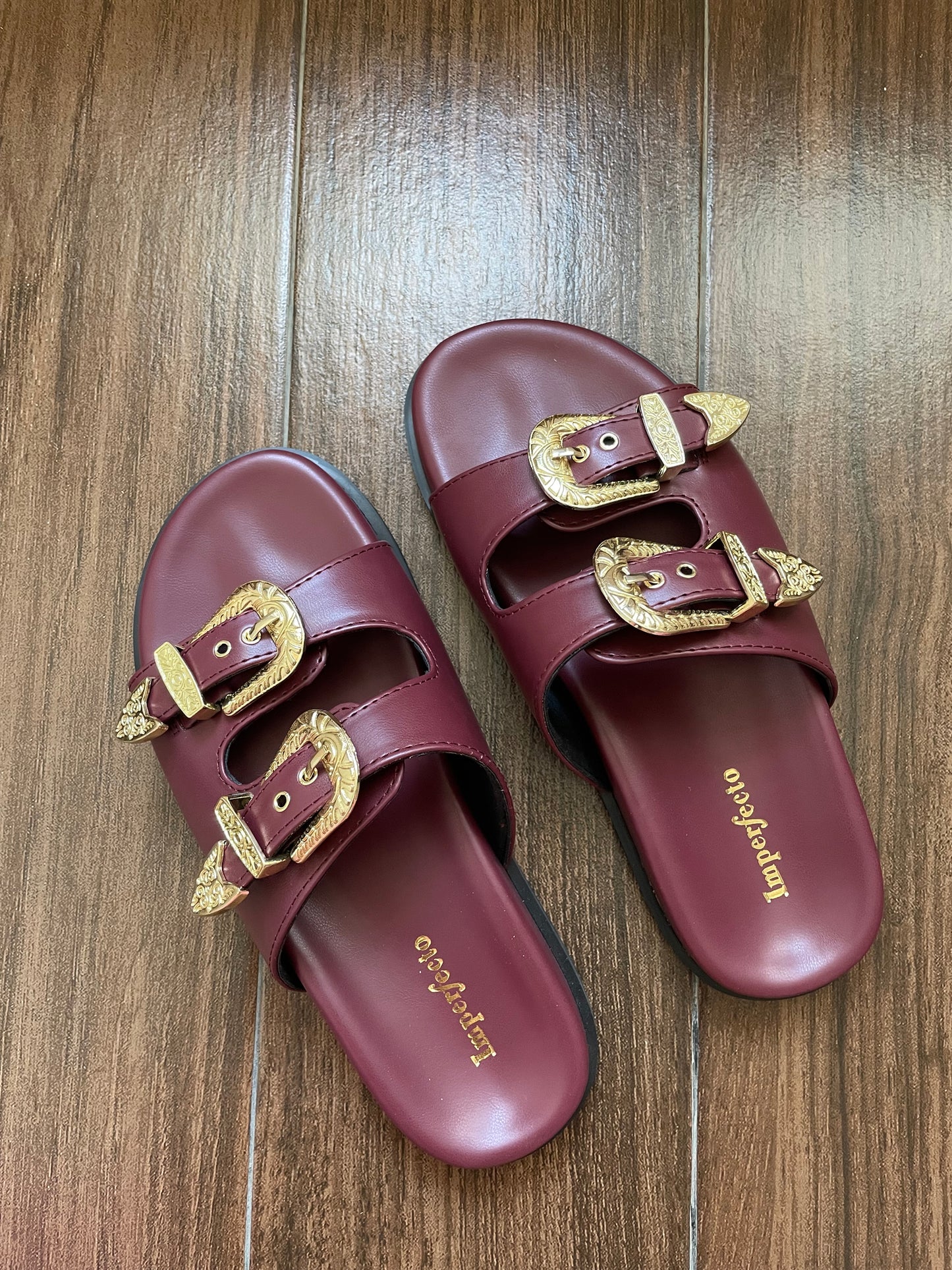 Swifty Sandals - Maroon Gold Buckle