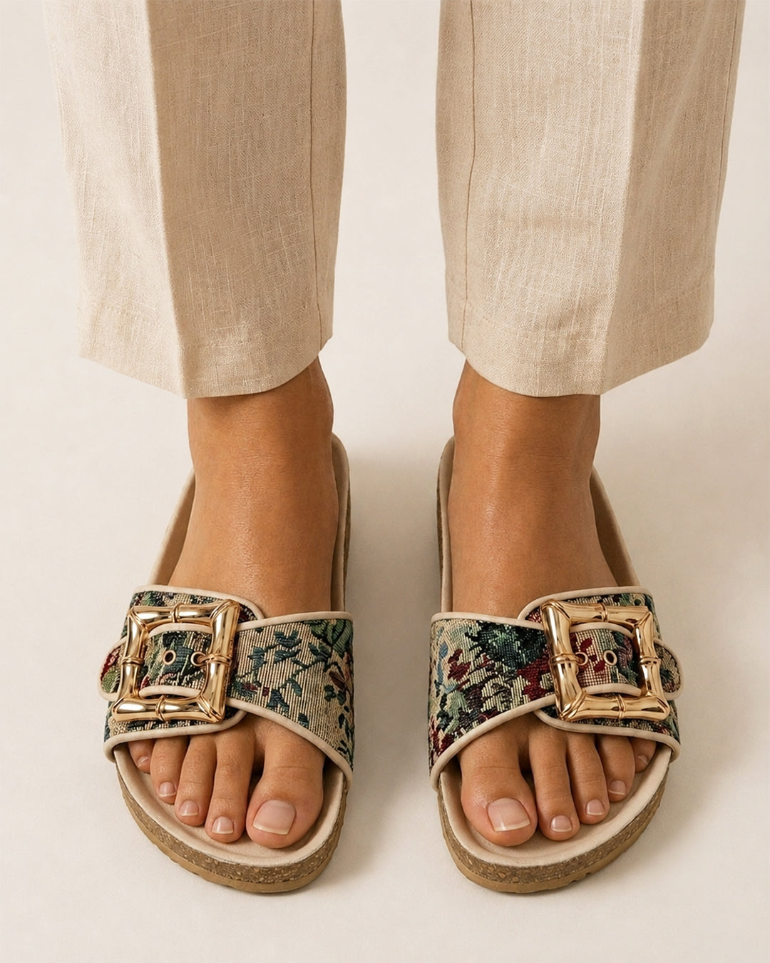 Eloise Slider - Ivory