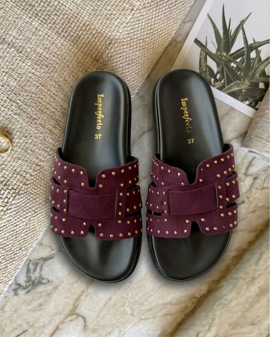 Maroon Coco Slider